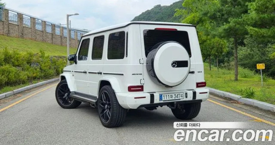 Mercedes-Benz G-Class 