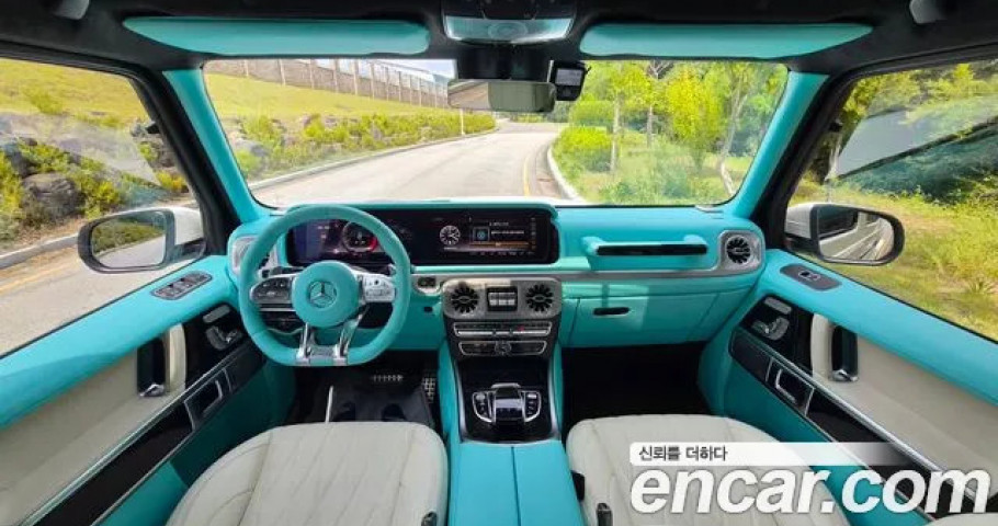 Mercedes-Benz G-Class 