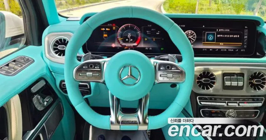 Mercedes-Benz G-Class 
