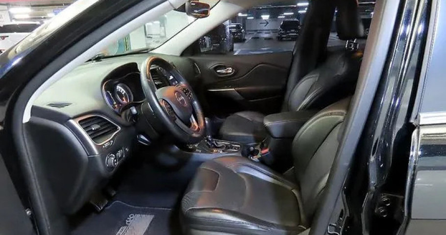 Jeep Cherokee 