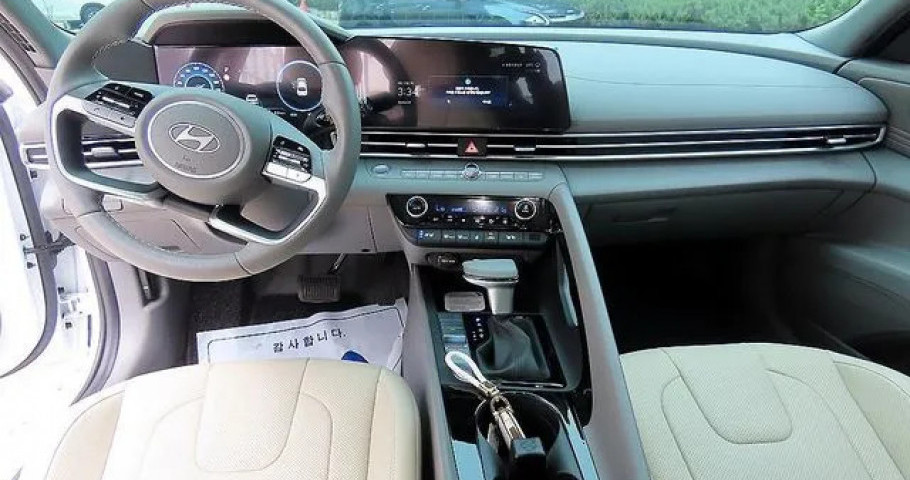 Hyundai Avante (Elantra) 
