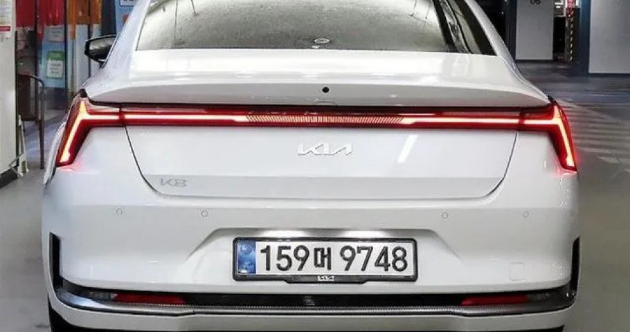 Kia K8 