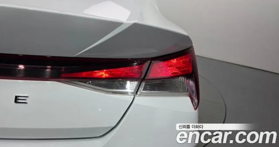 Hyundai Avante (Elantra) 