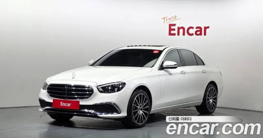Mercedes-Benz E-Class 