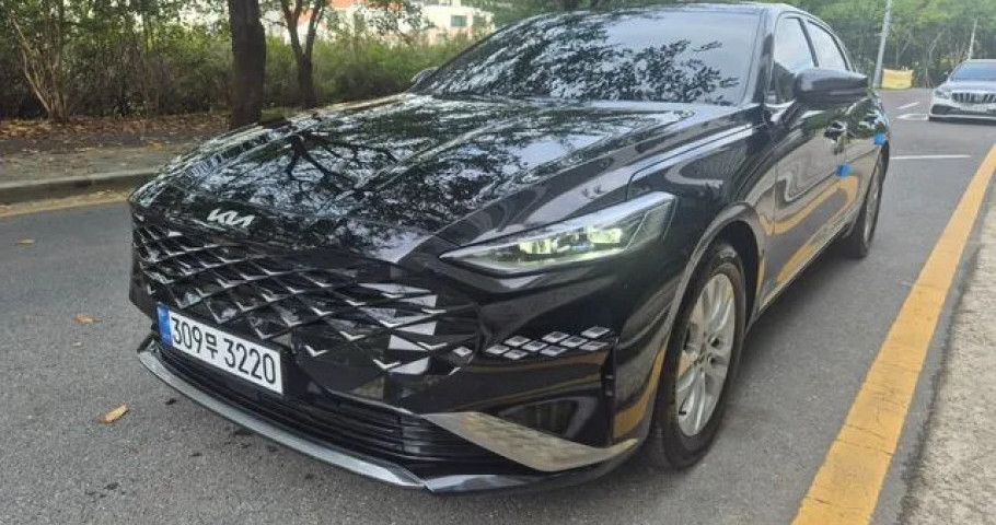 Kia K8 