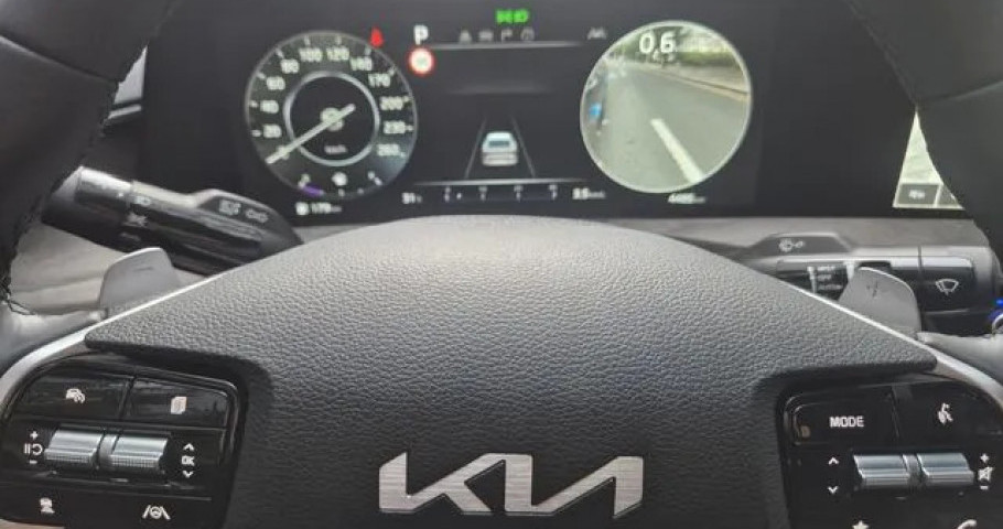Kia K8 