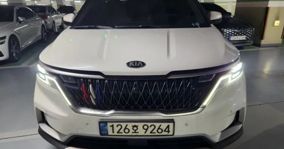 Kia Carnival 