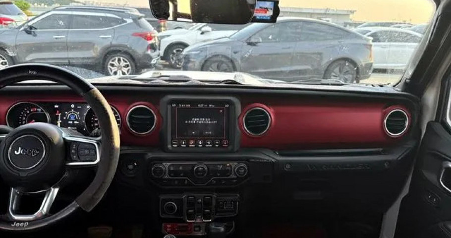 Jeep Wrangler 