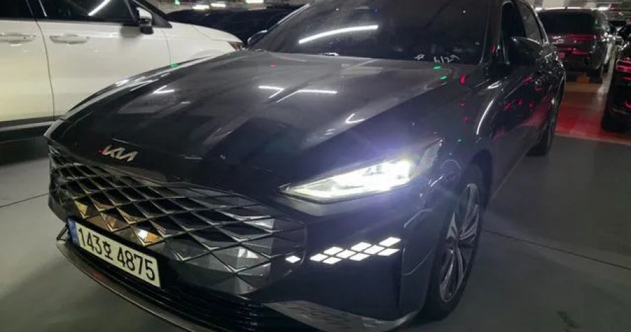 Kia K8 