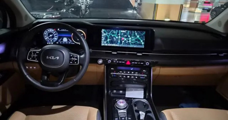 Kia Carnival 