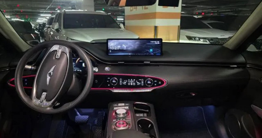 Genesis Gv70 