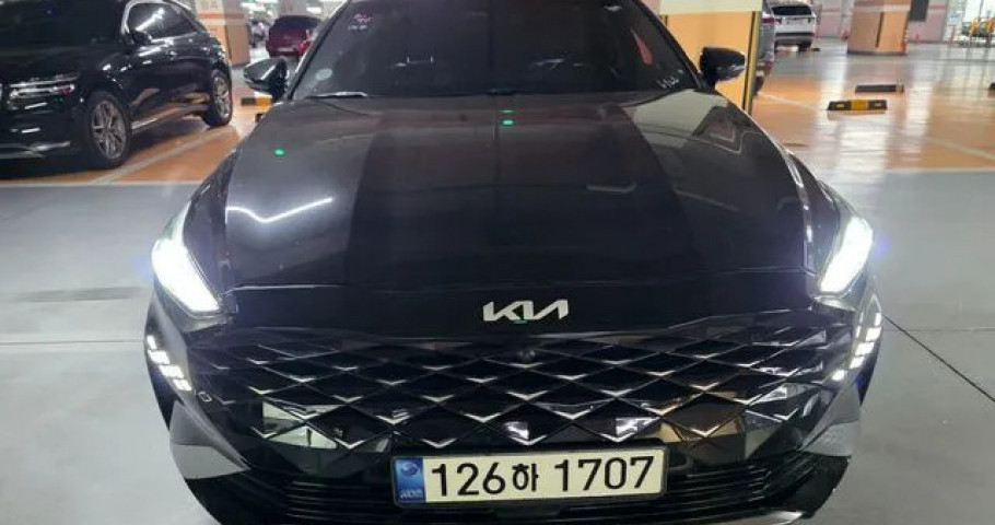 Kia K8 