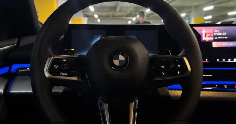Bmw 5-Series 