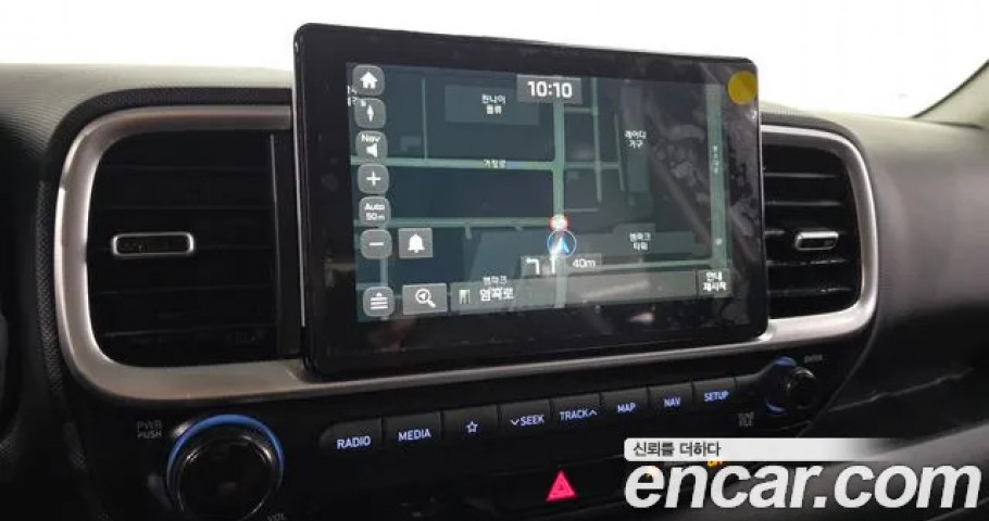 Hyundai Venue 