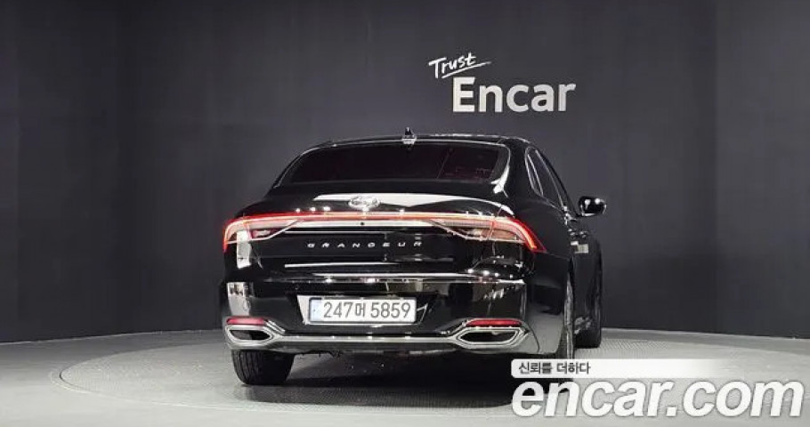 Hyundai Grandeur 