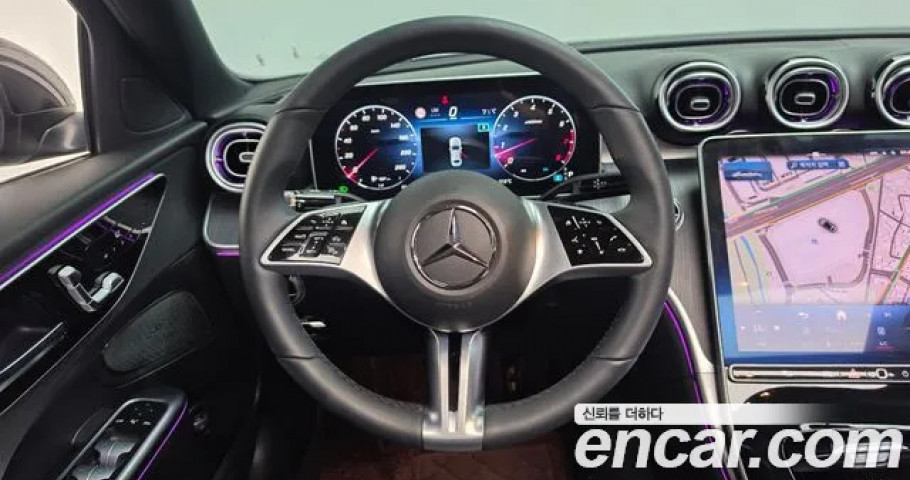 Mercedes-Benz C-Class 
