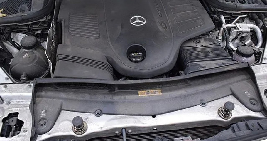 Mercedes-Benz Cls-Class 