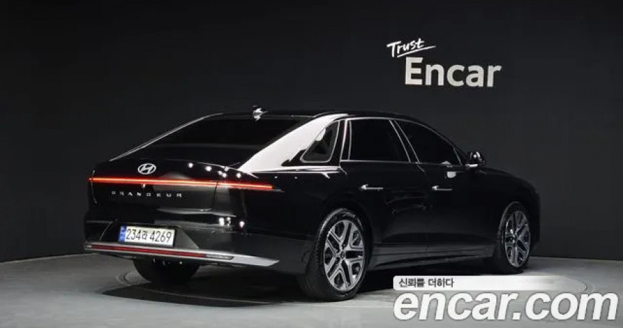 Hyundai Grandeur 