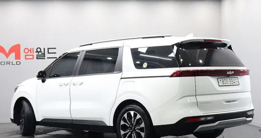 Kia Carnival 