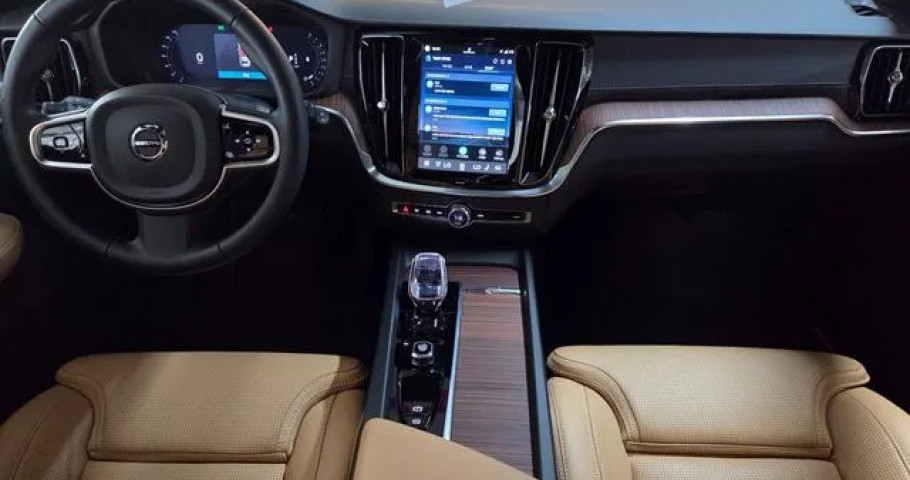 Volvo V60 