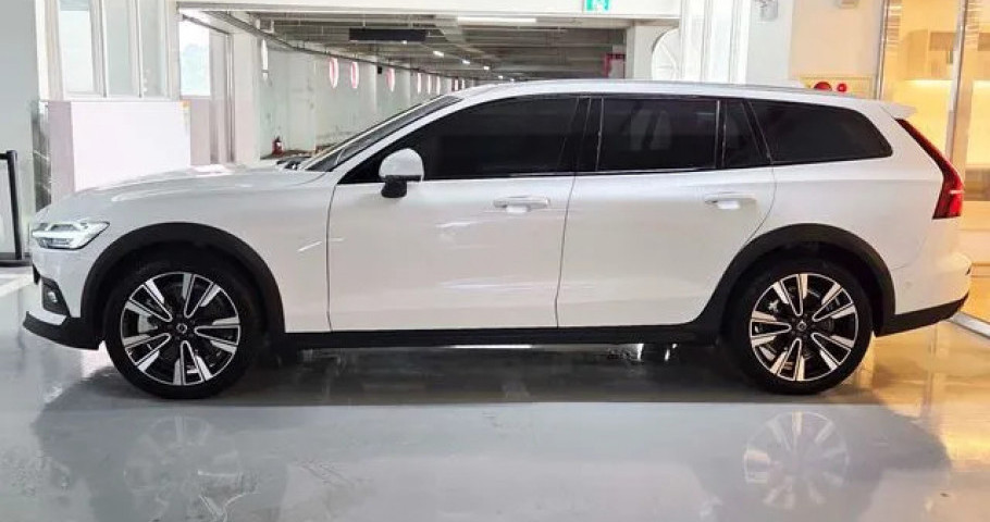 Volvo V60 