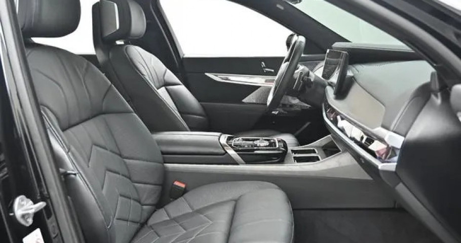 Bmw 7-Series 
