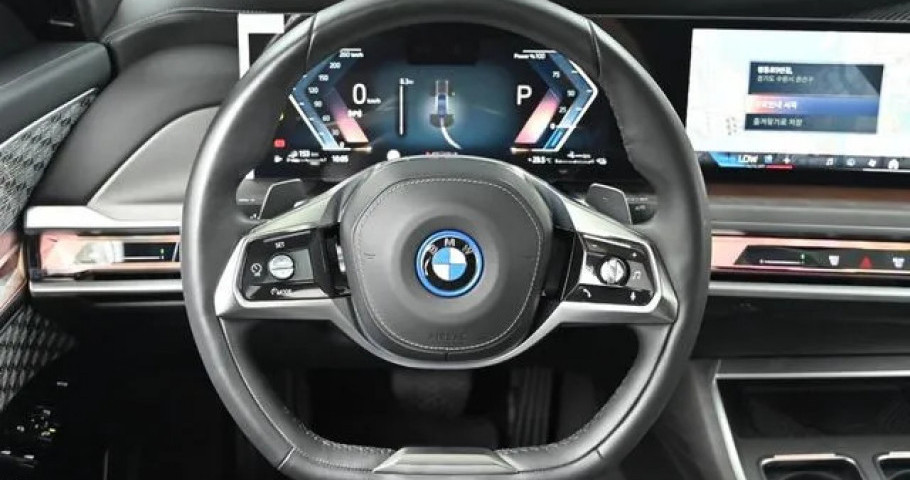 Bmw 7-Series 