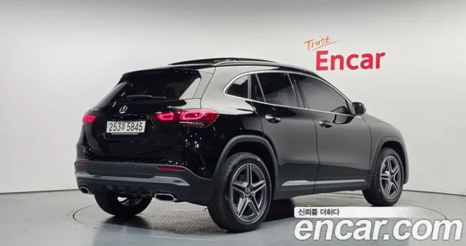 Mercedes-Benz Gla-Class 