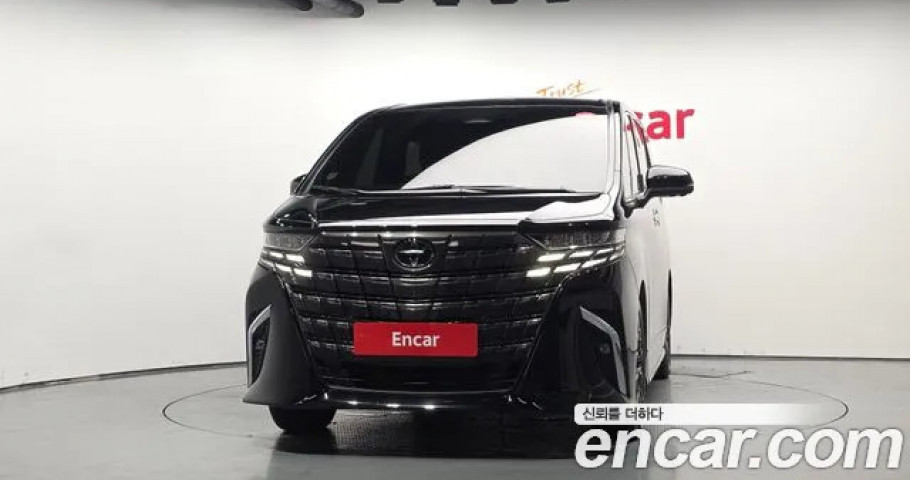 Toyota Alphard 