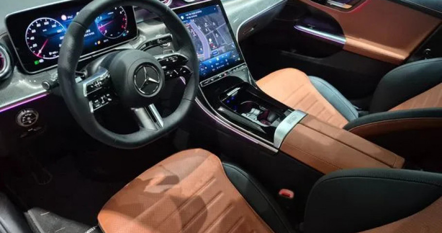 Mercedes-Benz C-Class 