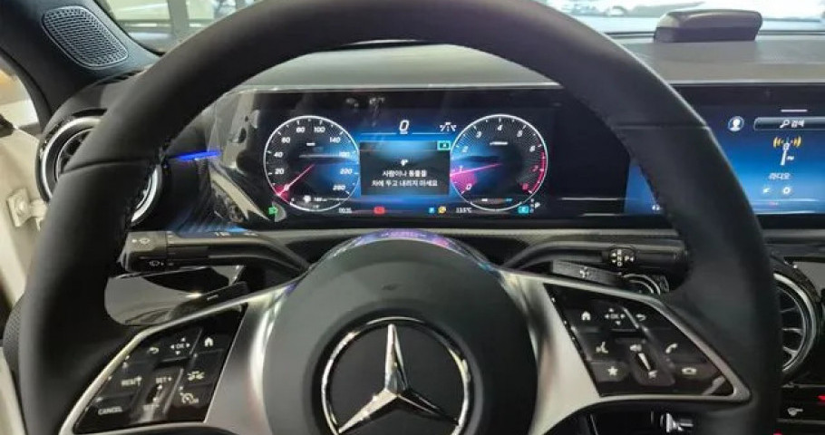 Mercedes-Benz A-Class 