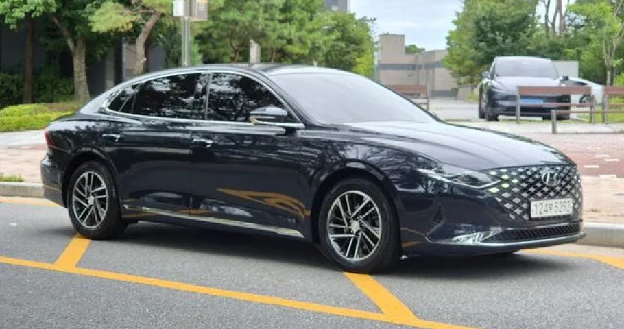Hyundai Grandeur 