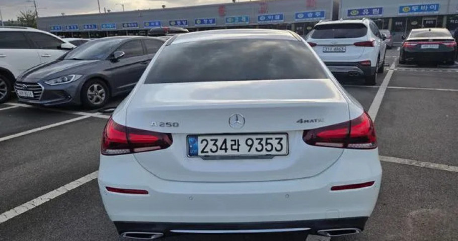 Mercedes-Benz A-Class 