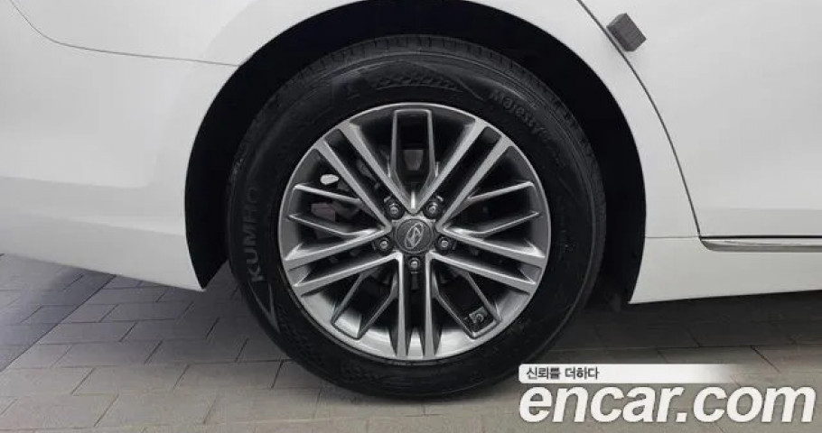 Hyundai Grandeur 