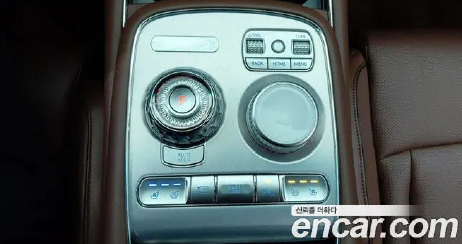 Genesis G90 