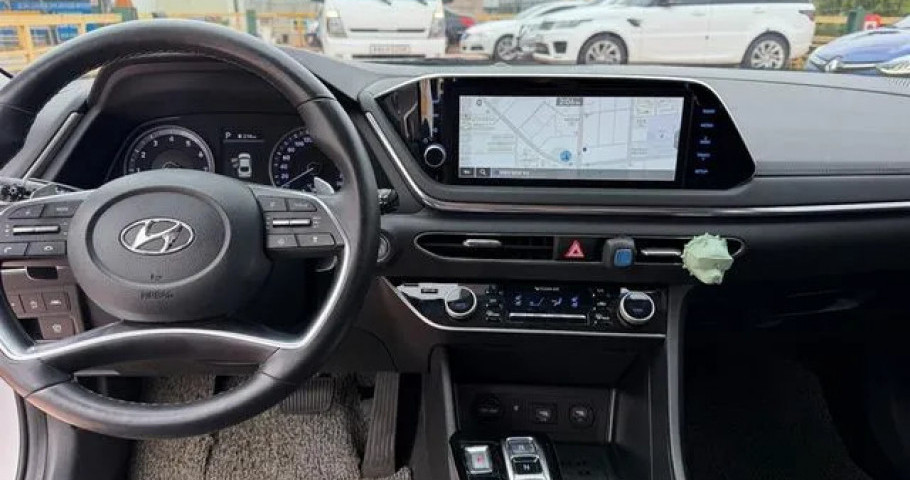 Hyundai Sonata 