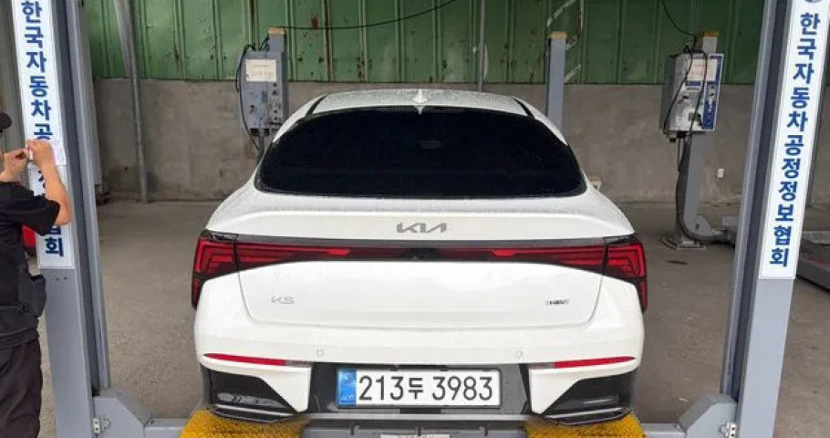 Kia K5 