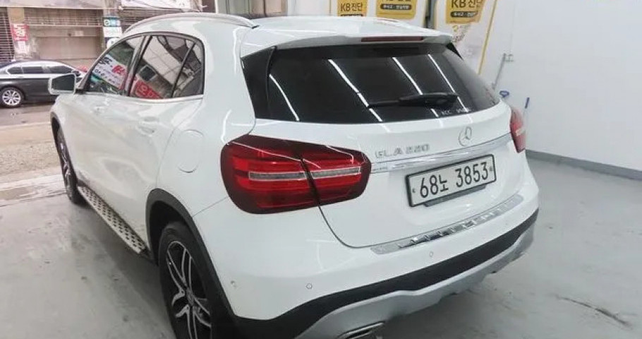 Mercedes-Benz Gla-Class 