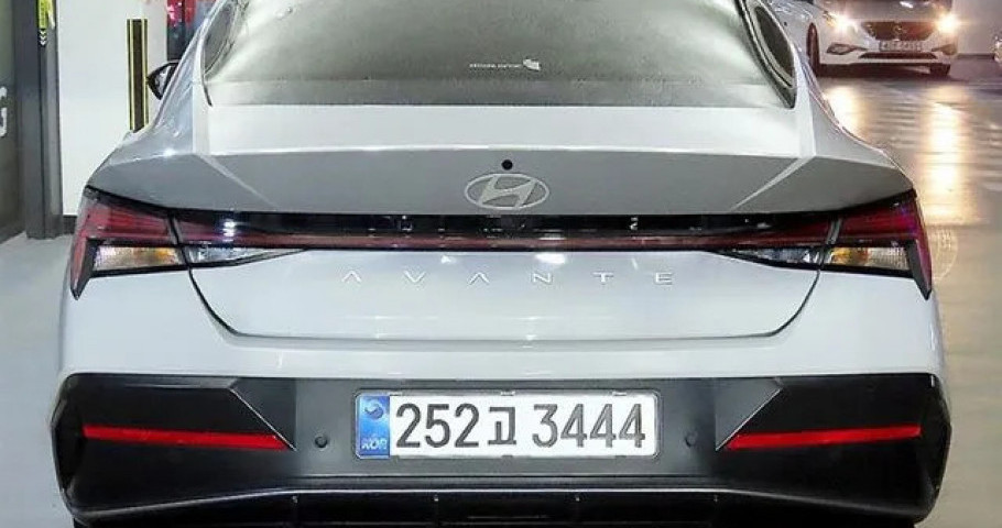 Hyundai Avante (Elantra) 