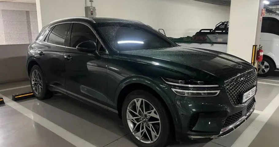 Genesis Gv70 