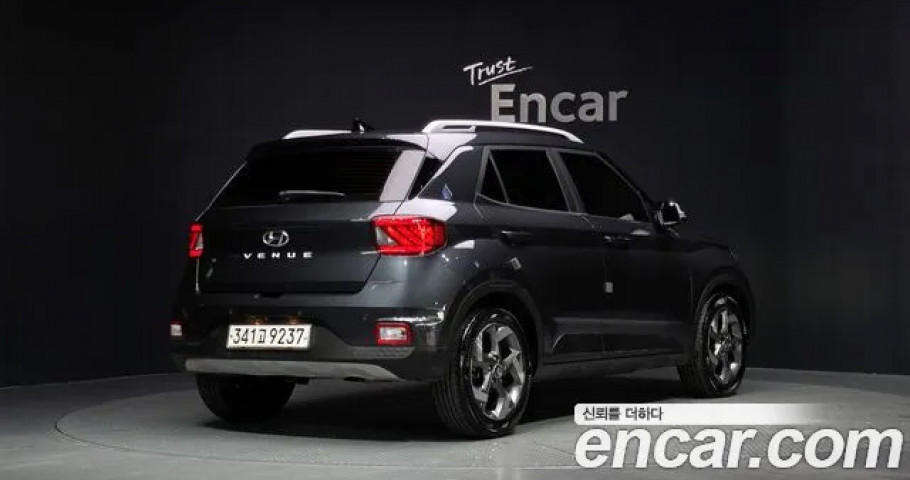 Hyundai Venue 
