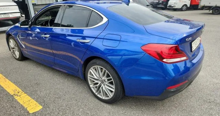 Genesis G70 