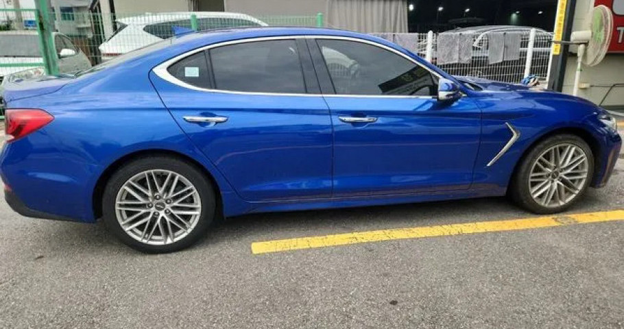 Genesis G70 