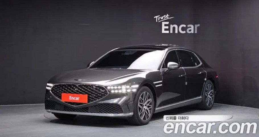 Genesis G90 