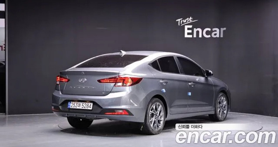Hyundai Avante (Elantra) 