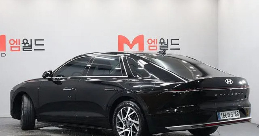 Hyundai Grandeur 