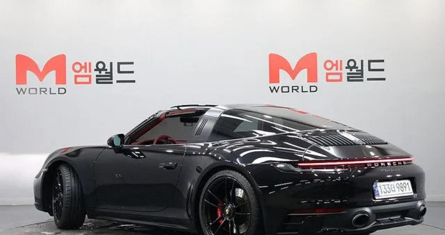 Porsche 911 