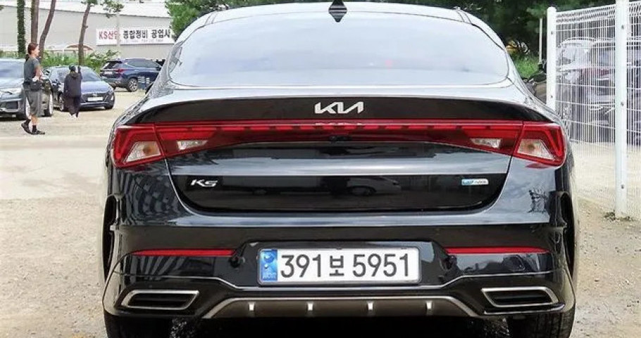 Kia K5 