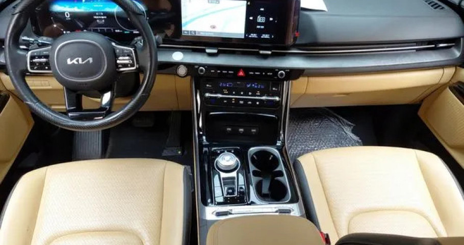 Kia Carnival 