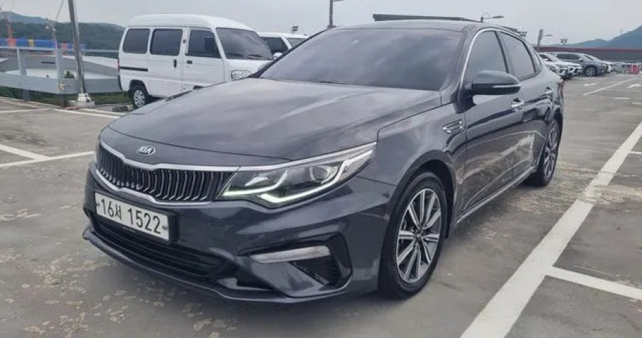 Kia K5 